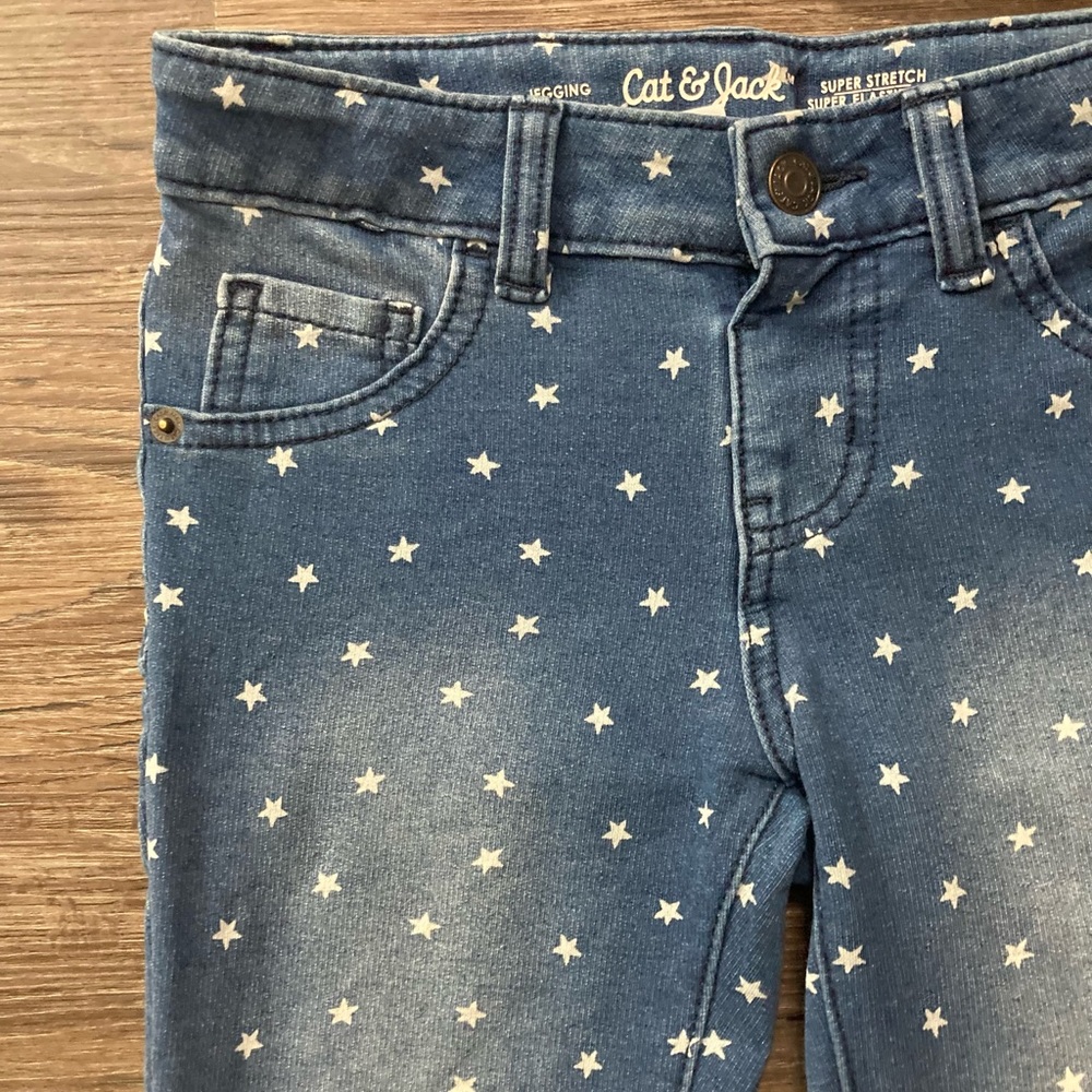 Cat & Jack Stretchy Jeans - Picture 2 of 6